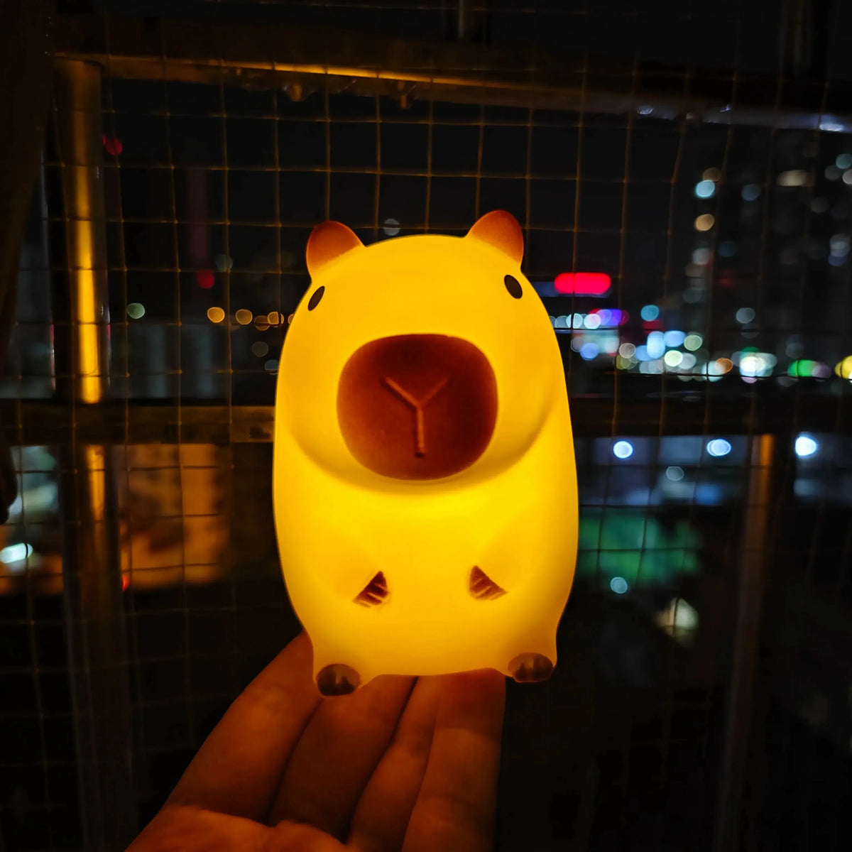 Cute Capybara Night Light – LED Bedside Lamp for Bedroom Decor & Gifts